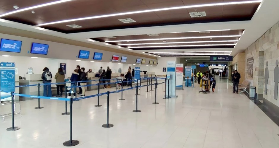 Aumentaron el valor de las tasas aeroportuarias de los vuelos de cabotaje | Economía