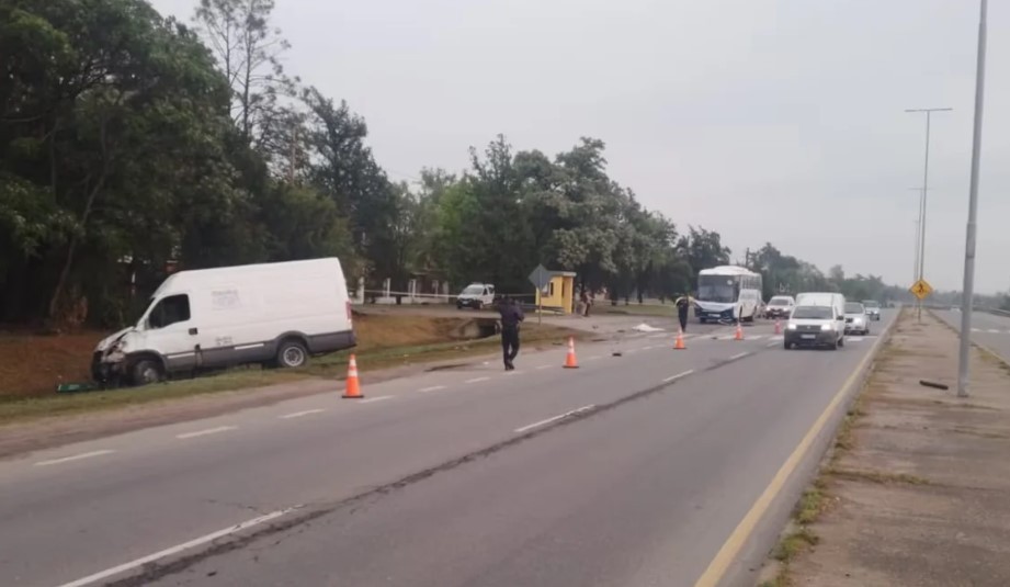 Córdoba: quiso esquivar a un colectivo, atropelló a un joven de 18 años que iba a la escuela y lo mató | Actualidad