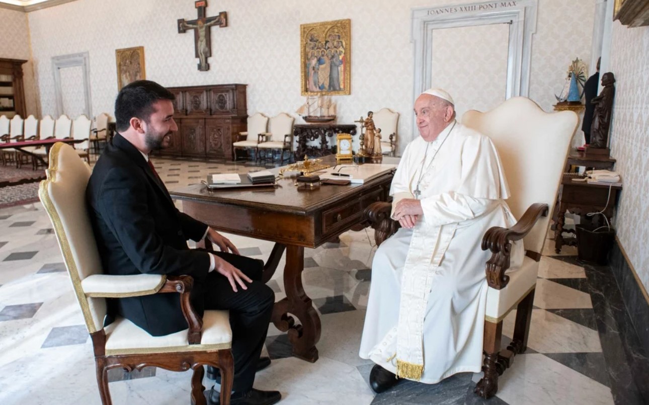 El papa Francisco recibió al secretario de Culto de Milei en el Vaticano | Política