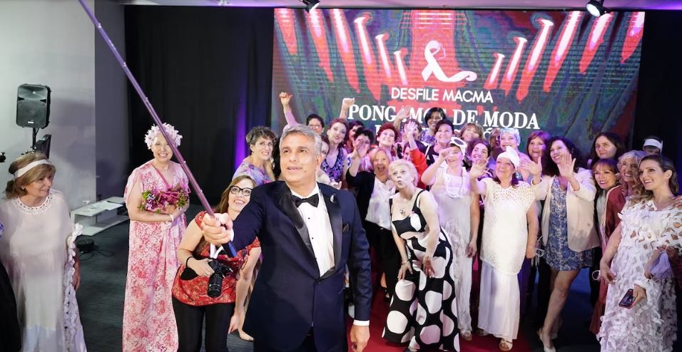 “Pongamos de moda la detección temprana”: desfile por la concientización sobre el cáncer de mama | Actualidad