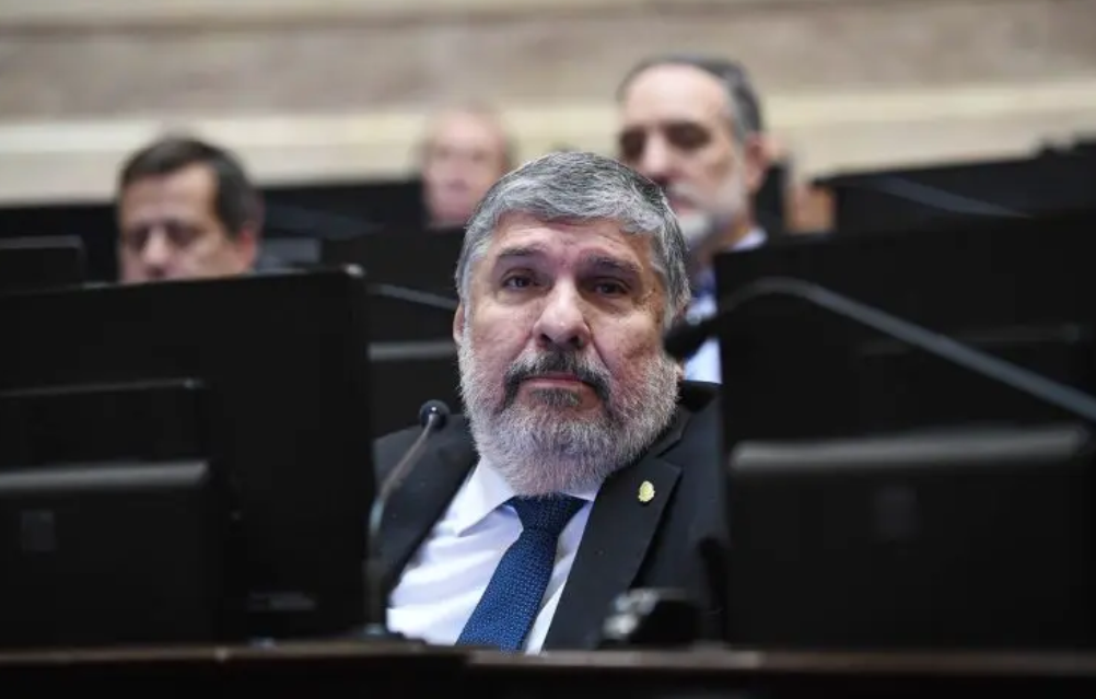 Mayans aseguró que a CFK "le duele" que Kicillof no le exprese su apoyo en el PJ | Política