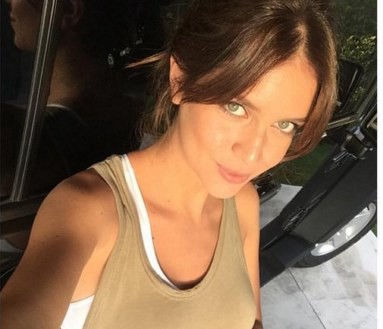 Zaira Nara se animó y posó amamantando a su hija para la tapa de una revista | Espectáculos