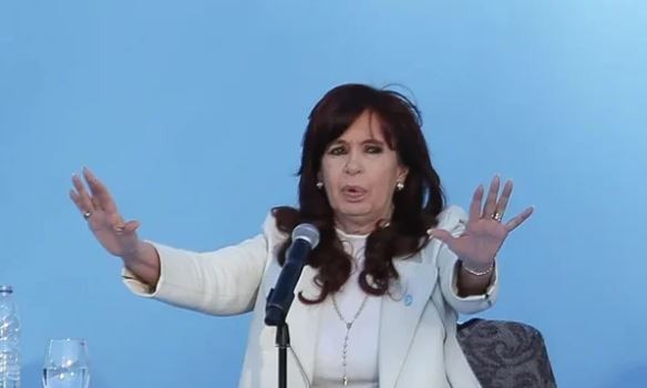 Los apoderados de Cristina Kirchner para el PJ denunciaron irregularidades en la lista de Quintela | Política