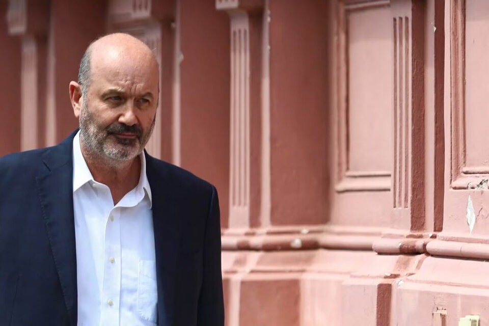 Sturzenegger: "Los gastos que hagan las universidades van a entrar en un sistema de compras públicas" | Política