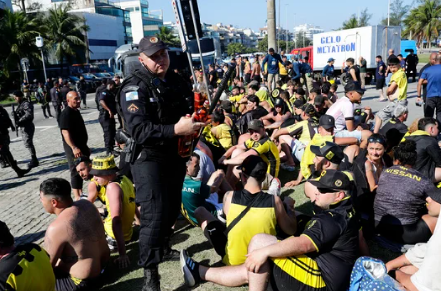 Junto a clubes argentinos, Peñarol presentaría una queja en la CONMEBOL por el hostigamiento en Brasil | Deportes