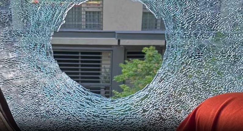 Hinchas de River atacaron con piedras a los micros de Atlético Mineiro: hay tres detenidos | Deportes