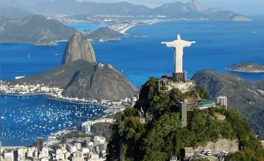 Cuánto gasta un argentino en el supermercado durante sus vacaciones en Brasil | Economía