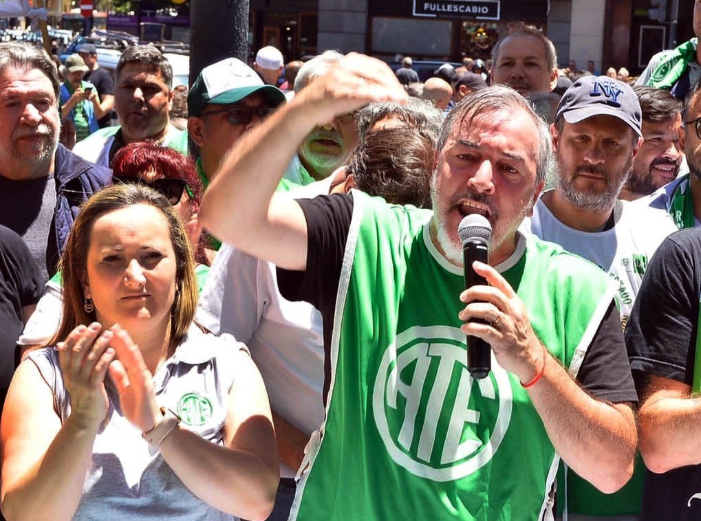 Aguiar se reunió con Pablo Moyano y convocó a definir una nueva "medida de fuerza" contra el Gobierno | Actualidad