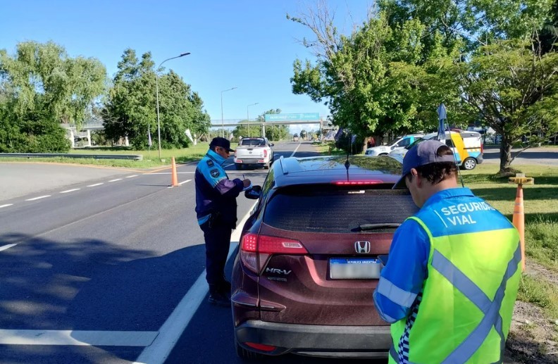 Se refuerzan los controles en el camino a la costa por el último fin de semana largo del año | Actualidad