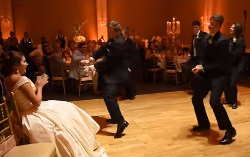 Video: el baile sorpresa del novio que avergonzó a la novia en un casamiento | Curiosidades