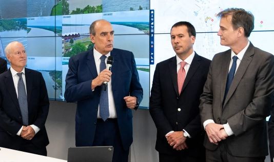 El Gobierno llamó a licitación para privatizar la Hidrovía con un contrato a 30 años | Economía