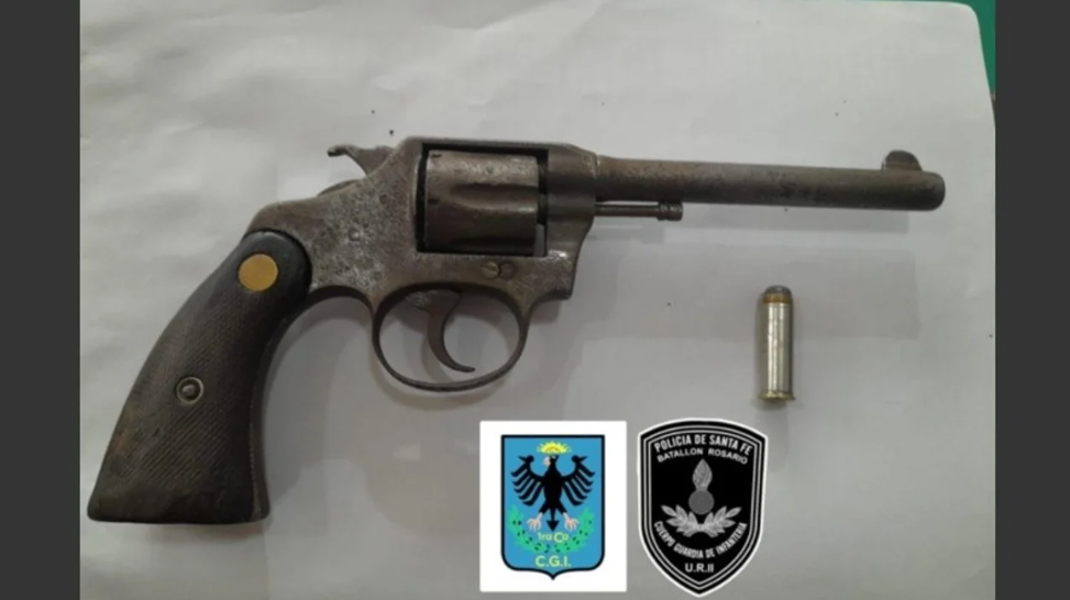 Un niño fue a la escuela armado y aseguran que amenazó a un compañero en Rosario | Actualidad