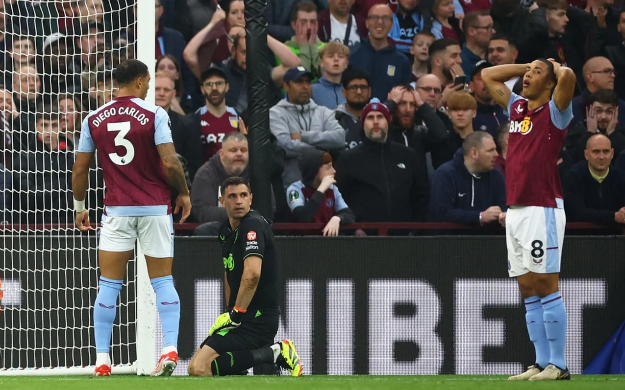 “Dibu” Martínez atajará para el Aston Villa pese a la fractura que sufrió | Deportes