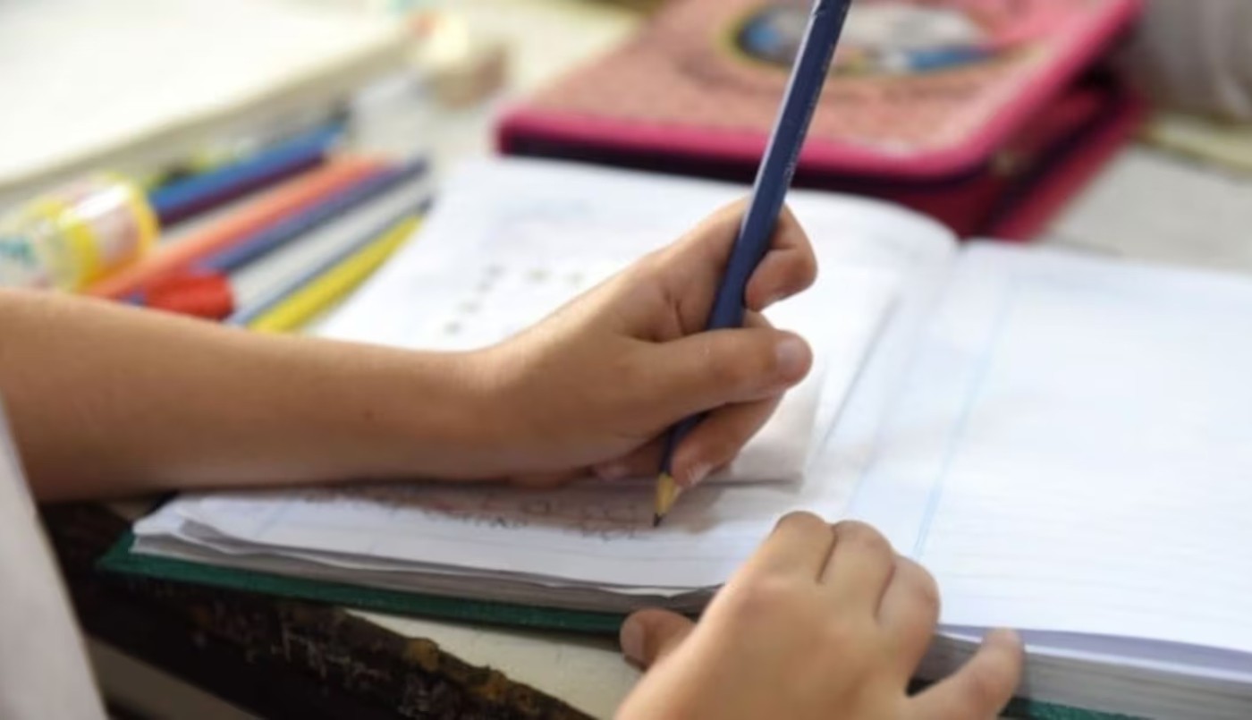 ANSES otorgará la Ayuda Escolar Anual: requisitos y cronograma de pagos en diciembre | Economía