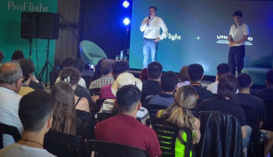 Aviación comercial: la UTN Regional Haedo presentó la Tecnicatura Universitaria en Operación de Aeronaves | Actualidad