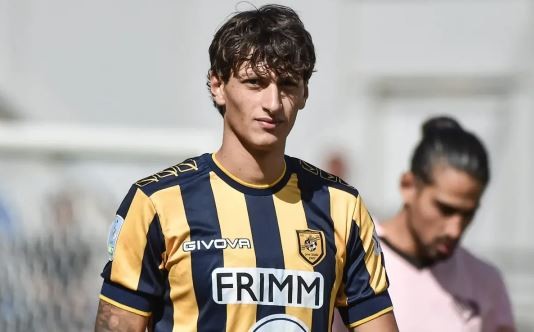 Italia: los hinchas del Juve Stabia hicieron gestos fascistas para celebrar un gol del bisnieto de Mussolini | Deportes