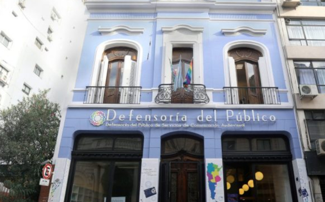 Echaron a 100 empleados y desmantelaron un organismo estatal que monitorea medios y periodistas | Política