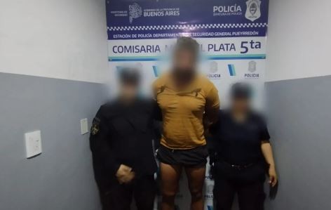 Un turista "pisteó" en pleno Mar del Plata, chocó un patrullero y quedó detenido | Actualidad