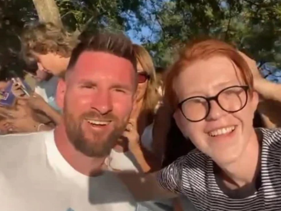 Un tiktoker fue multado por 400.000 pesos por molestar a Lionel Messi en su casa de Rosario | Actualidad