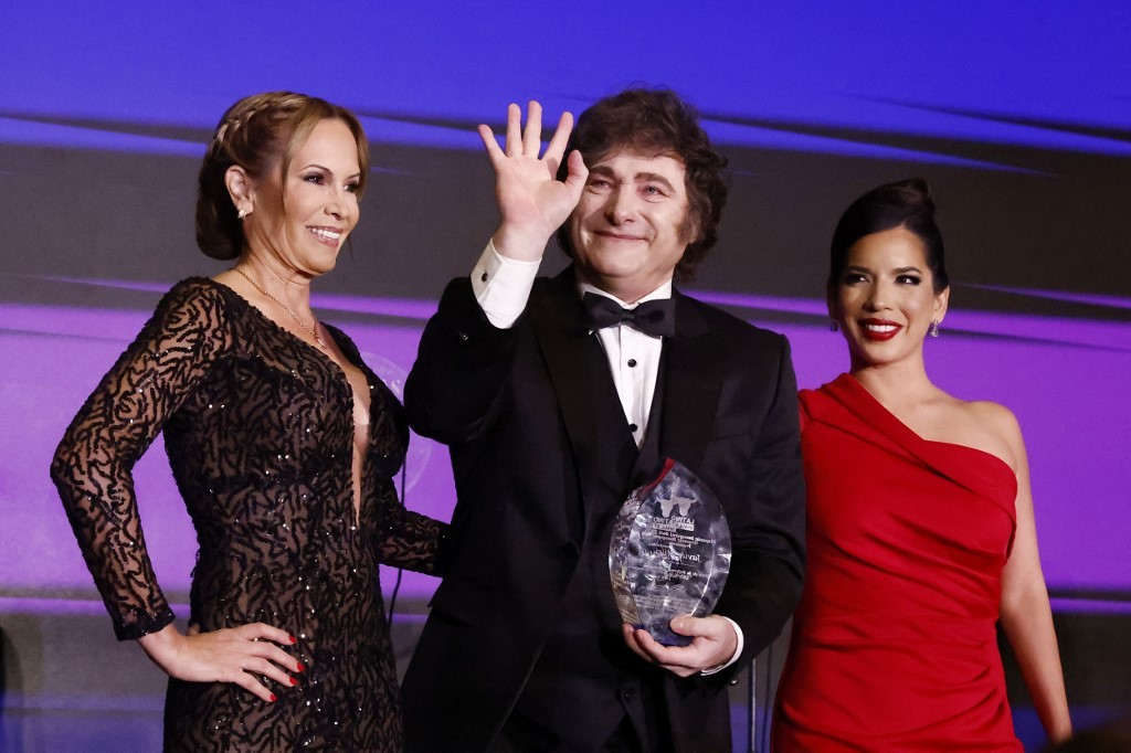 "Campeón de la Libertad Económica": Milei recibió otro premio en Washington | Política