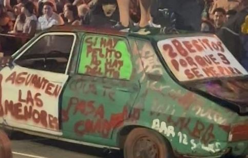 Denuncian a una carroza del carnaval en Lincoln por incitar al abuso de menores | Actualidad