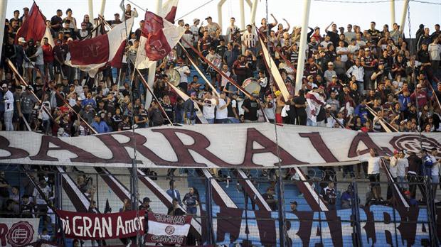 Racing vuelve a suspender la entrada de hinchas visitantes tras destrozos ante Lanús | Deportes