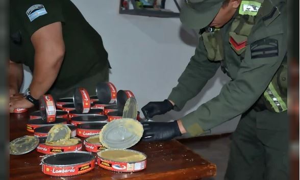 Santiago del Estero: en latas de pescado intentan ocultar 12 kilos de pasta base de cocaína | Actualidad