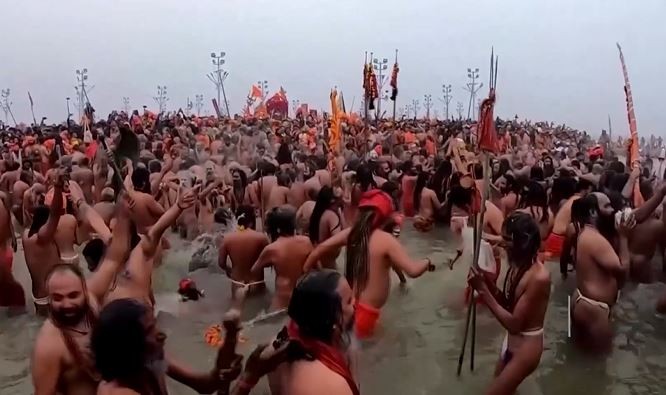 Al menos 15 muertos en una estampida en un festival religioso en la India | Internacionales