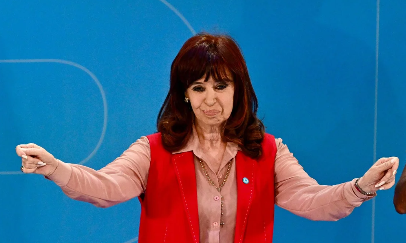 Cristina Kirchner cruzó el discurso de Javier Milei en Davos: "Dejá que cada uno tenga la familia que quiera" | Política