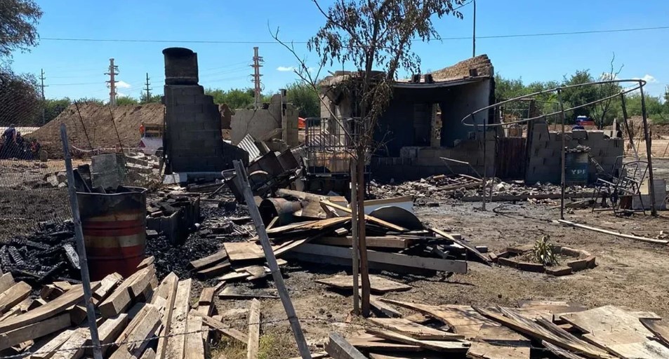Explosión del gasoducto en Villa María: imputaron al operario que manejaba la máquina retroexcavadora | Actualidad