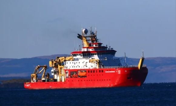Violación de soberanía: un buque inglés navegó por Tierra del Fuego con bandera de las Falklands | Actualidad