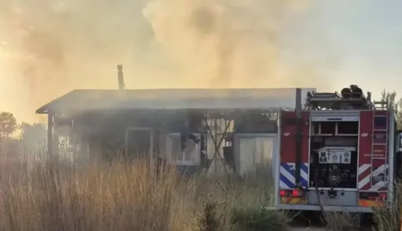 Interpol busca el hombre que incendió la casa de una pareja de lesbianas en Cañuelas | Actualidad