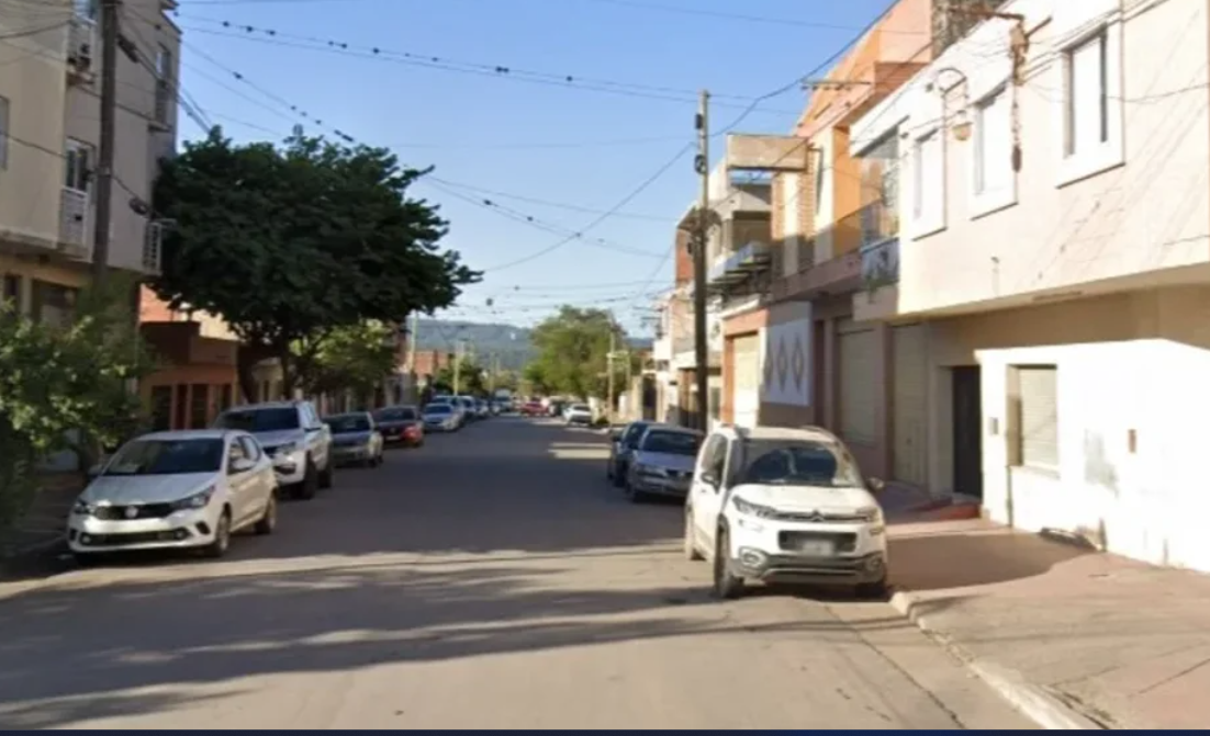 Detuvieron a dos policías que estaban borrachos y se quedaron dormidos | Actualidad