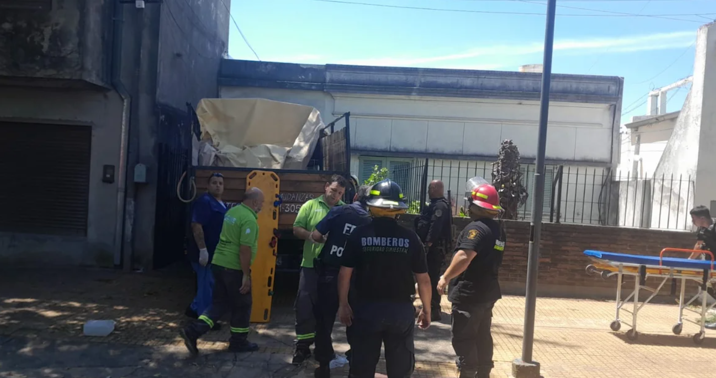 Manejaba un flete, se descompensó al volante y murió tras chocar contra una casa | Actualidad