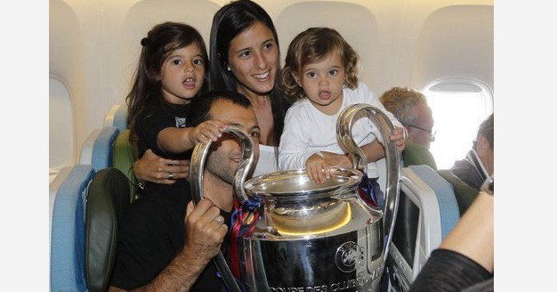 Felicidad total para Mascherano: llegó Bruno, su primer hijo varón | Deportes