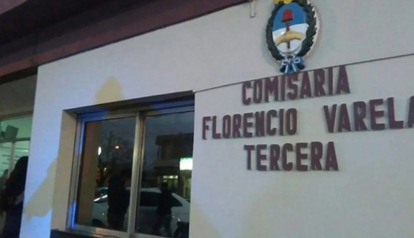Indignación en Florencio Varela: encuentran a un preso tomando mate en la oficina del comisario | Actualidad