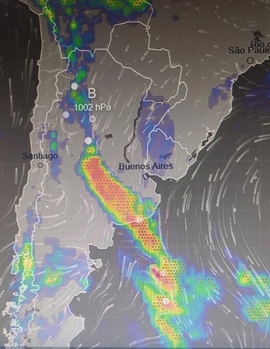 Mar del Plata en alerta por el temporal: suspenden las clases y recomiendan evitar salir por la tarde | Actualidad