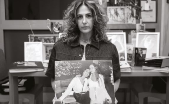 "El último abrazo": una muestra sobre el dolor de las madres que perdieron a sus hijos el 7 de octubre | Actualidad