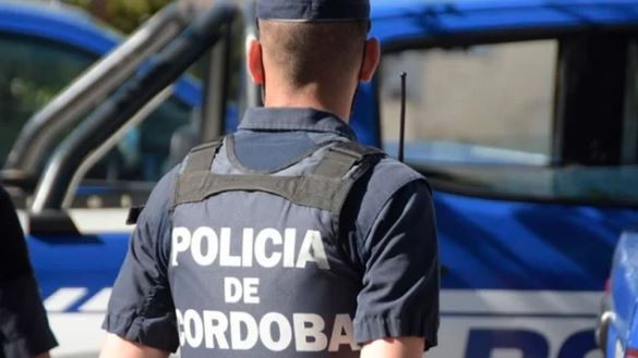 Horror en Córdoba: un adolescente peleó con su novia y murió tras arrojarse delante de un camión | Actualidad