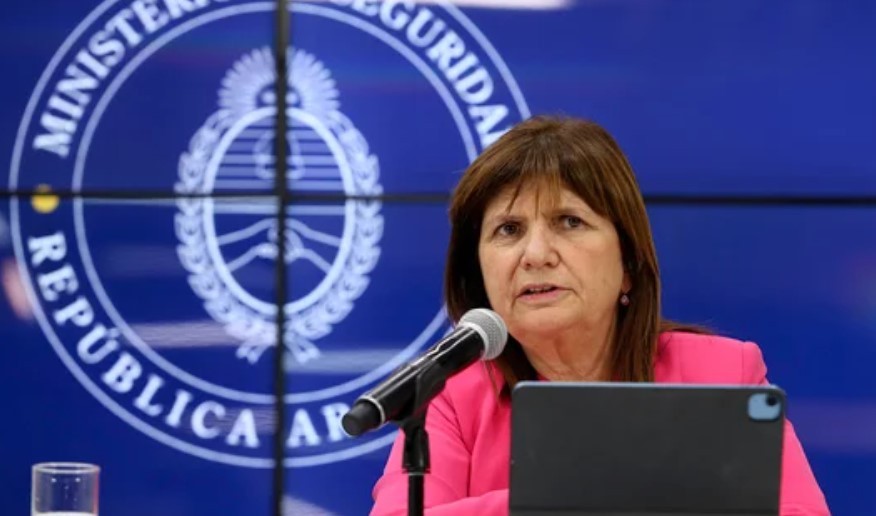 Patricia Bullrich presentó el proyecto de ley Antibarras: creará la figura de asociación ilícita futbolística | Política
