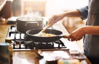 "Cocinamos para Bahía": la gastronomía se une en una causa solidaria | Actualidad