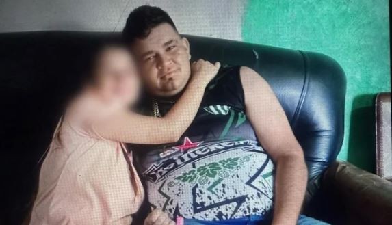 Detuvieron a un hombre, acusado de haber asesinado a su pequeña hijastra | Actualidad