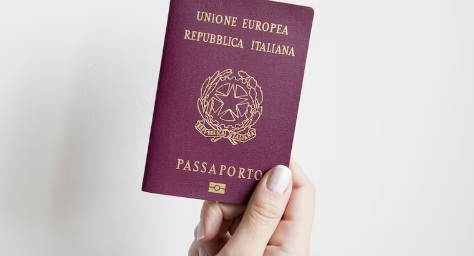 Nuevas restricciones: menos argentinos podrán tramitar el pasaporte italiano | Actualidad