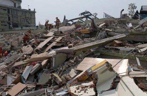 Rescataron a un hombre cinco días después del terremoto en Myanmar | Internacionales