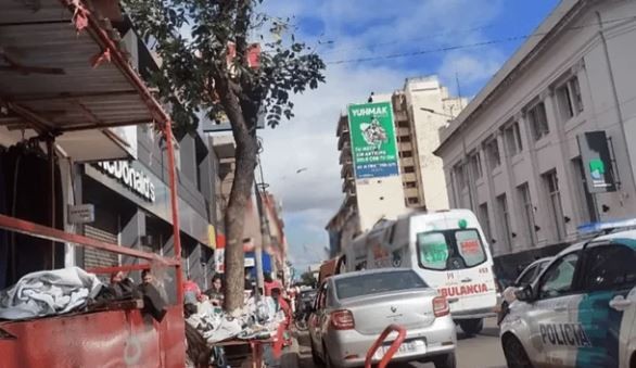 Un hombre murió atragantado en un local de comidas rápidas en Morón | Actualidad