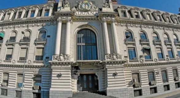 Los trabajadores de la Aduana paran 48 horas esta semana por reclamos salariales | Actualidad