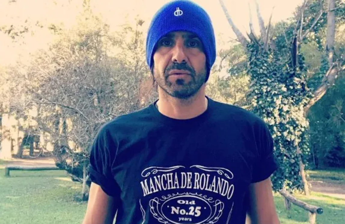 Tras la polémica con el motociclista, el cantante de La Mancha de Rolando presentó una denuncia por "tentativa de robo" | Actualidad