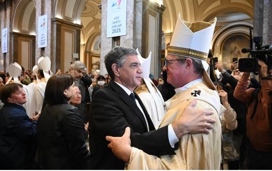 Jorge Macri en la misa por el fallecimiento del papa Francisco: “Su legado es de humildad y compromiso” | Política