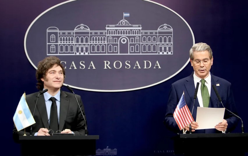 EE.UU. podría ofrecerle un crédito a la Argentina frente a un eventual shock externo | Política