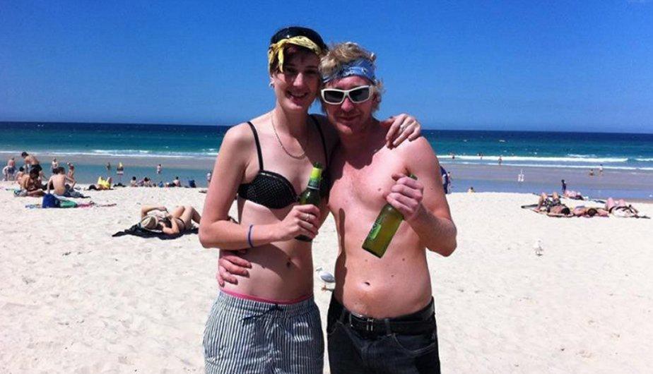 El banco le depositó por error US$ 1,5 millones y se los gastó en strippers y autos | Curiosidades